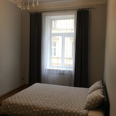 Apartment On Centre Lviv Exterior photo