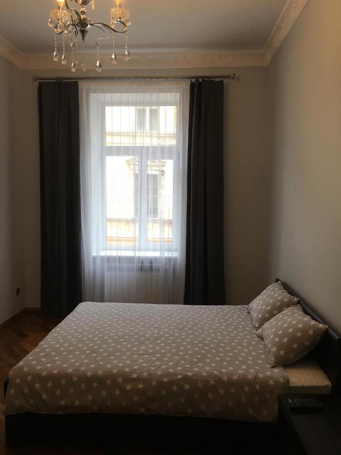 Apartment On Centre Lviv Exterior photo